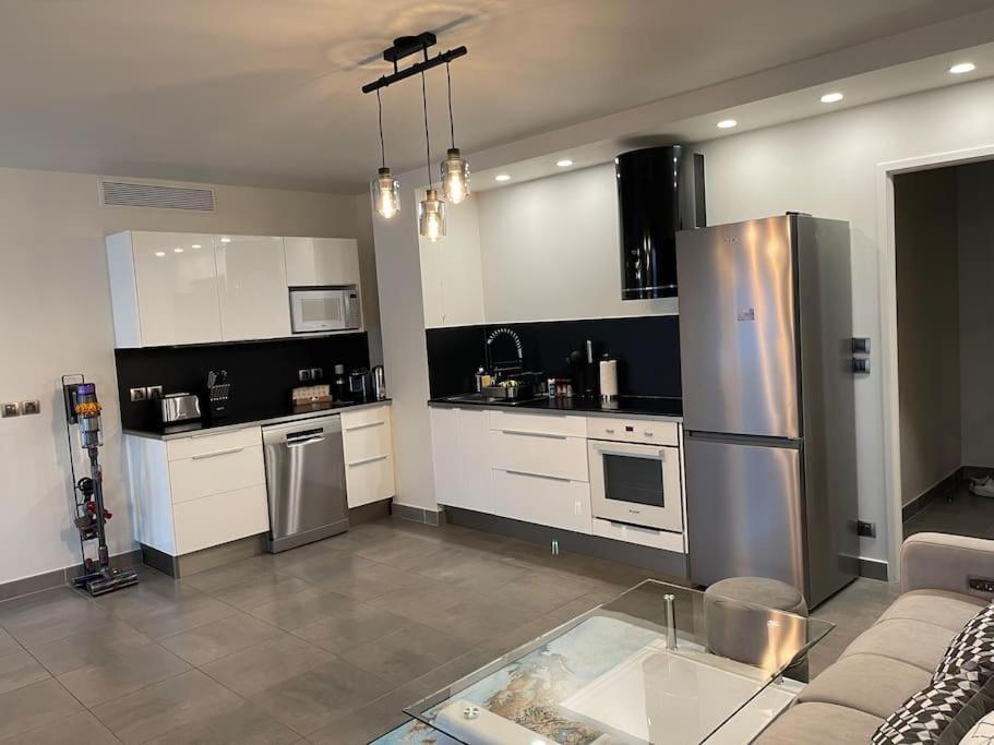 Prado Plage David - Stade Velodrome - Parc Chanot - Luxury Apartment By The Sea Марсилия Екстериор снимка