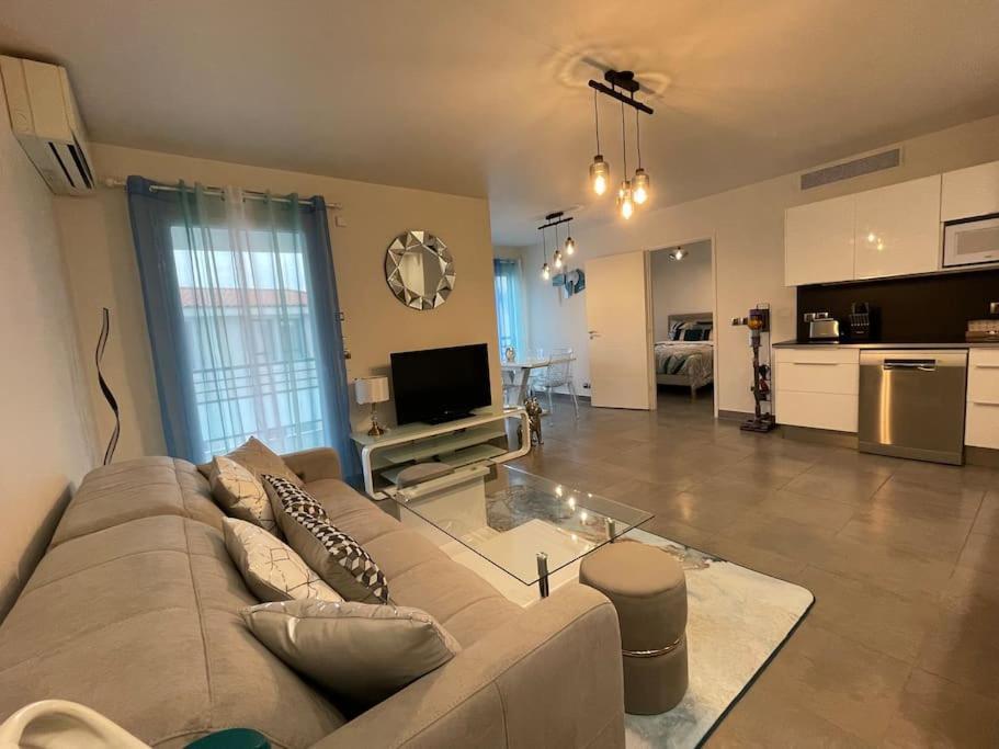 Prado Plage David - Stade Velodrome - Parc Chanot - Luxury Apartment By The Sea Марсилия Екстериор снимка