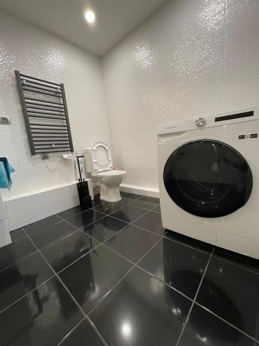Prado Plage David - Stade Velodrome - Parc Chanot - Luxury Apartment By The Sea Марсилия Екстериор снимка